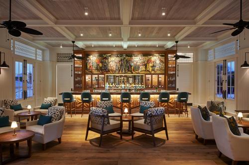 Lester’s Bar is inspired by a painting of artist Michael Lester’s called