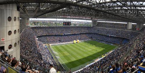 The stadium is the home of Milan's famous rivals, Internazionale and AC Milan / Shutterstock/Albo