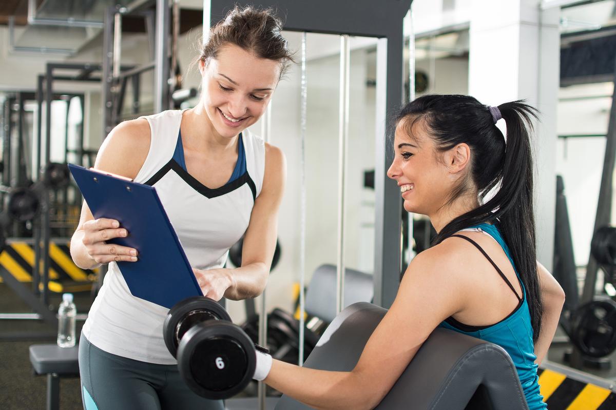 A number of fitness training providers are now offering CPD online courses / Shutterstock