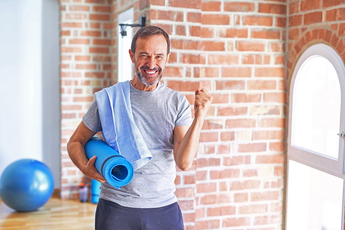 The news that fitness facilities won't automatically be forced to close in tier 3 areas comes as a relief to both industry operators and their customers / shutterstock.com/Krakenimages.com