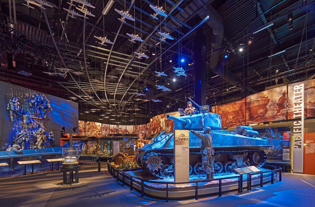 The LEED Silver-certified museum is designed in a series of pavilions for exhibits / SOM The LEED Silver-certified museum is designed in a series of pavilions for exhibits / SOM