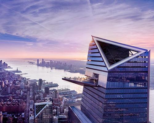 Edge extends 80ft (24m) out from the 100th floor of 30 Hudson Yards at a height of 1,131ft (345m) / Courtesy of Related-Oxford