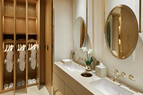  / The Spa at 45 Park Lane