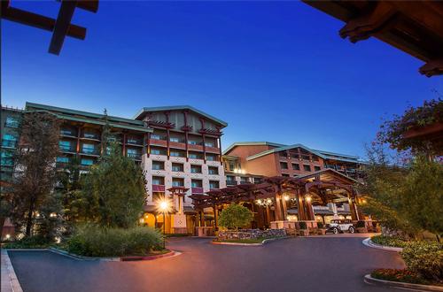  / Disney Resort