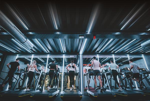 Running booms when health clubs and gyms are closed / photo: Cspace