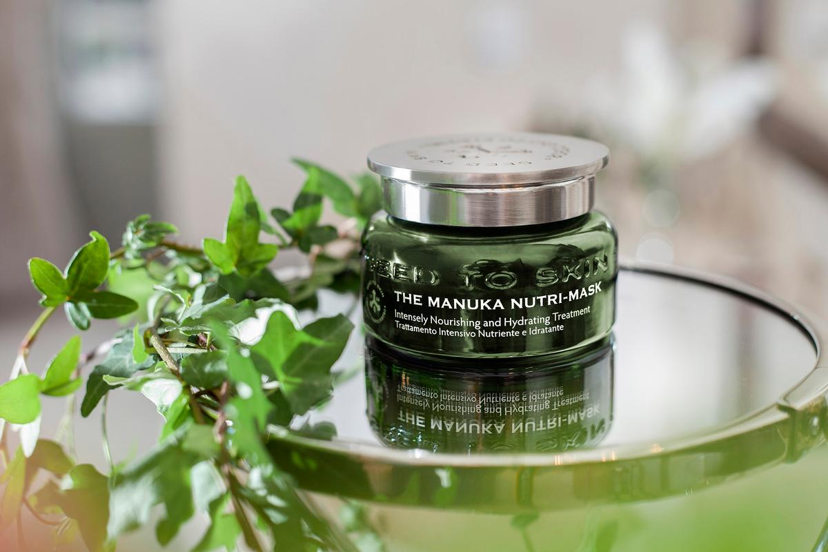 The honey-textured mask is designed to nourish, calm, soothe and deeply hydrate skin using the power of organic Italian ingredients and advanced molecular science The honey-textured mask is designed to nourish, calm, soothe and deeply hydrate skin using the power of organic Italian ingredients and advanced molecular science