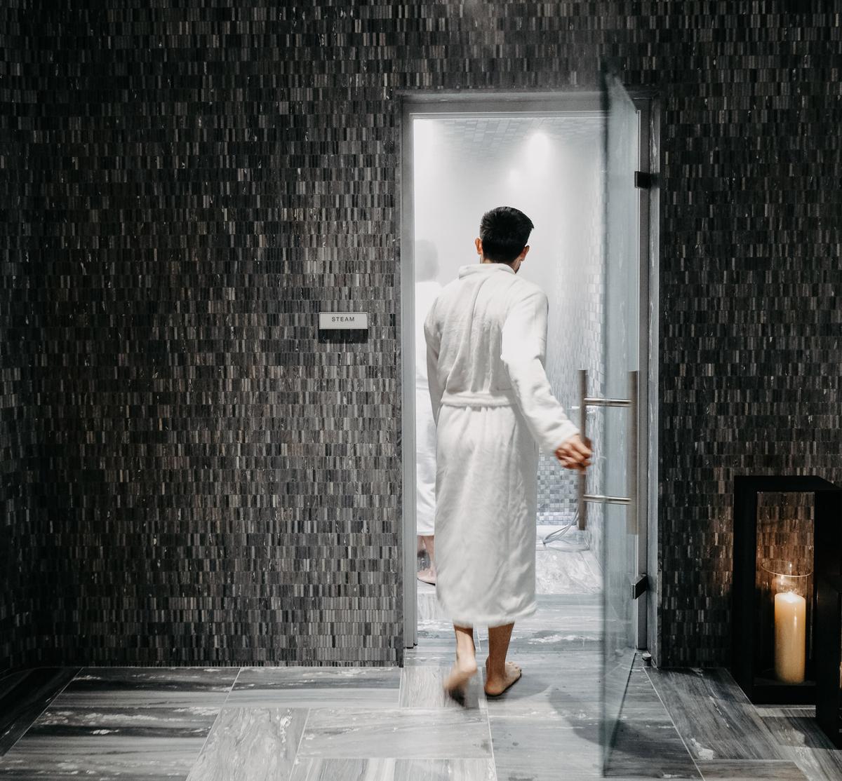 The spa has been realised to reinvent traditional spa culture and support the hotel's wider mission to enhance the wellbeing of all its guests / 