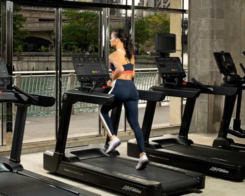 Life Fitness introduces Integrity SL, the next generation LED console