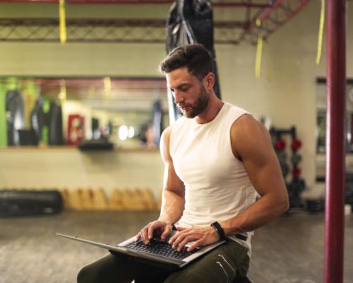 The initiative allows fitness professionals to have one-to-one learning with Google experts / Shutterstock/Ollyy