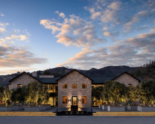 A programming highlight at Spa Talisa is its signature Brave Spirit Body Ritual which features local mineral-rich Calistoga mud / Four Seasons Napa Valley