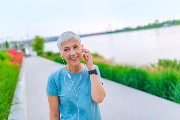 The RealAge app shows people how they can change their physiological age with some simple healthy lifestyle adjustments / photo: shutterstock/Dragana Gordic