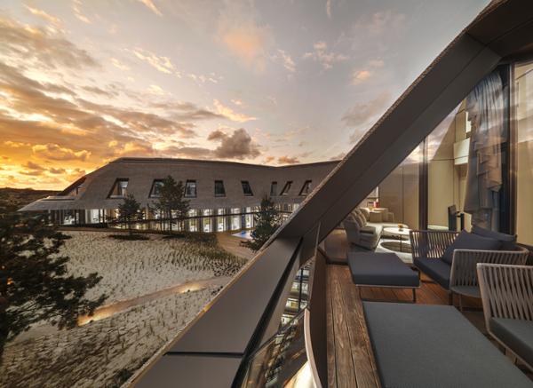 The property has 68 bedrooms and suites serving the medical wellness facilities / Photo: Lanserhof Sylt