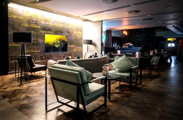 The gym community gathers in the club lounge area / Photo: Body Action Gym