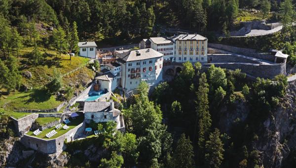 The original Bagni di Bormio property now includes two hotels and two spas / QC Terme