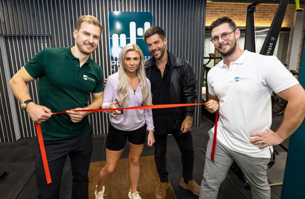 (L-R) Virgis Silinskas, boxer Shannon Courtenay and Made in Chelsea’s Alex Mytton with Thomson / Photo: Precision Health / stphotos.co.uk
