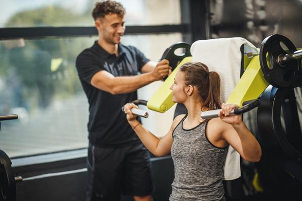Apprenticeships enable clubs to recruit and retain fresh new talent / photo: shutterstock/MilanMarkovic78