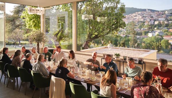 Bonding with fellow guests is listed as one of the benefits of the programme / photo: martino Dini @ Herd represented