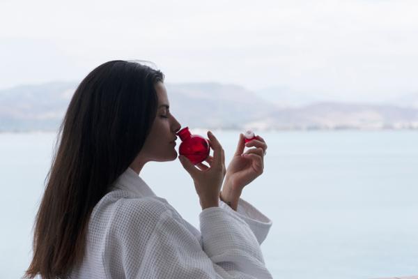 The ‘balcony experience’ will take in the energising sea view / photo: Silversea Cruises