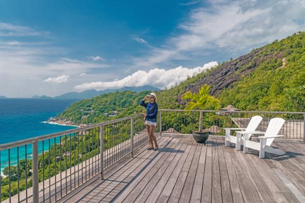 Four Seasons Seychelles was a recent posting for Lasvigne / photo: shutterstock/fokke baarssen