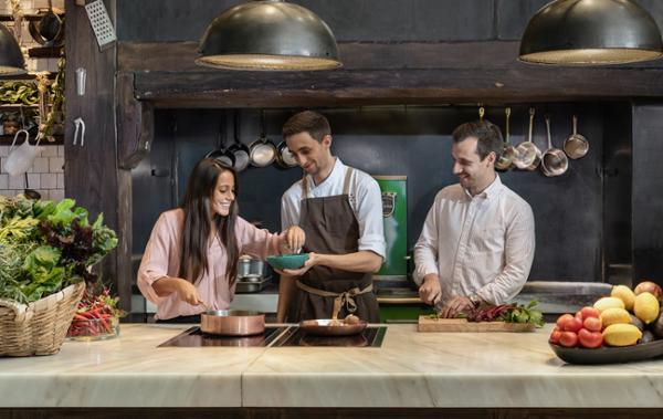 Encourage guests to think about 
sustainability practices and offer them a space to consider lifestyle choices and create new habits / PHOTO: Kevin Sauzeat