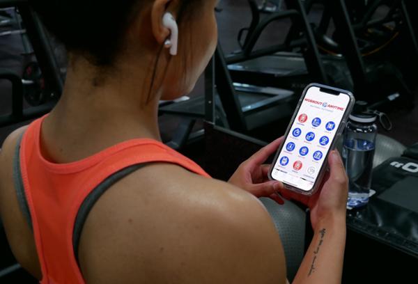 The app has almost 60,000 regular users and is growing by 1,000 each week / Photo: Shutterstock/Prostock-studio
