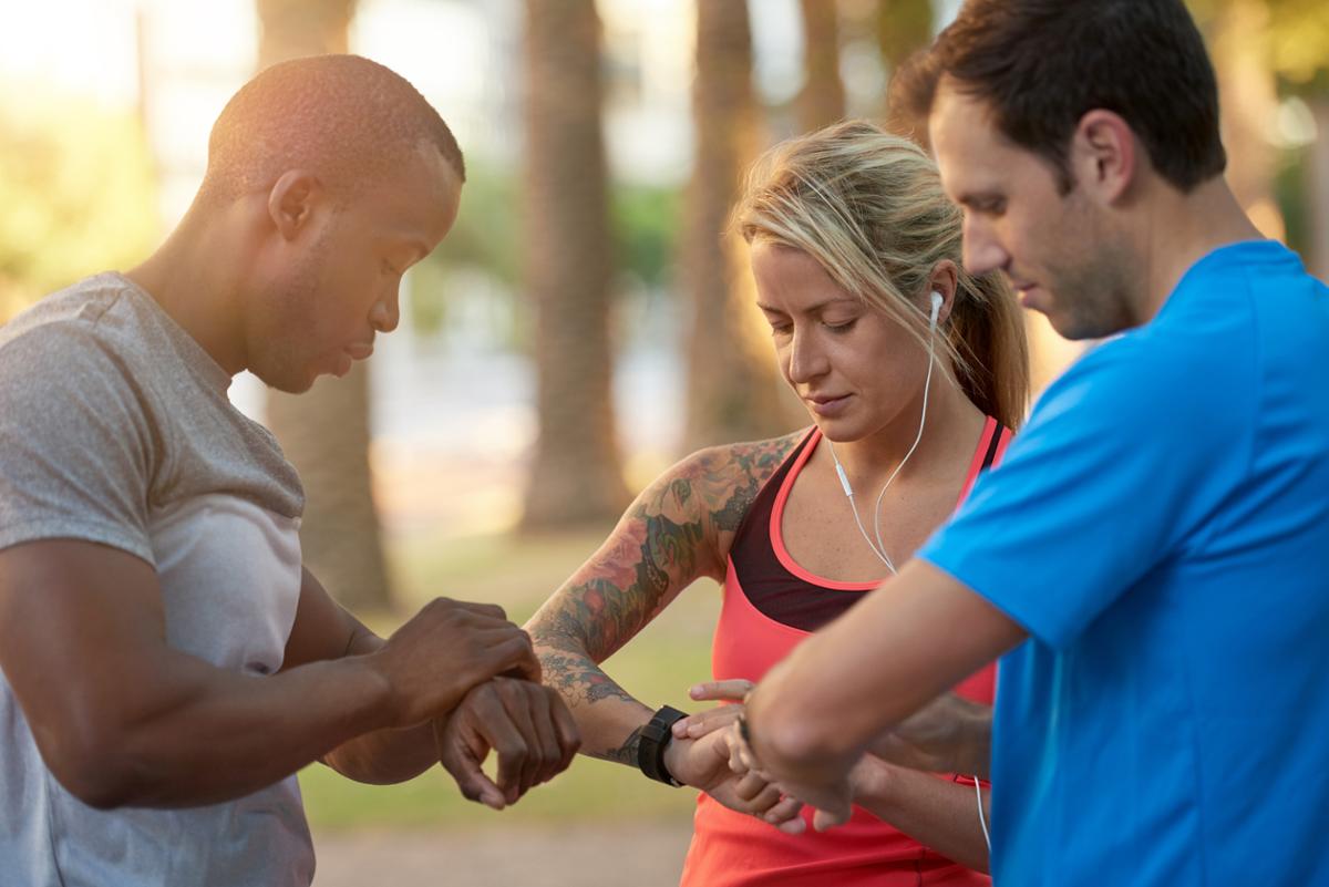 Wearable technology and outdoor exercise activities are among the top three trends for 2022 / Shutterstock/Daxiao Productions