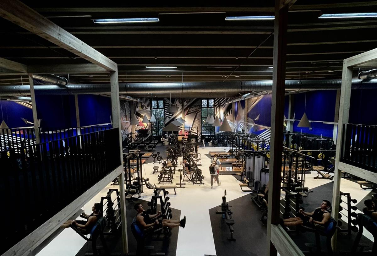Twenty Four, a new automated gym and sports facility, where all equipment is self-powered, has opened in Germany / Twenty Four
