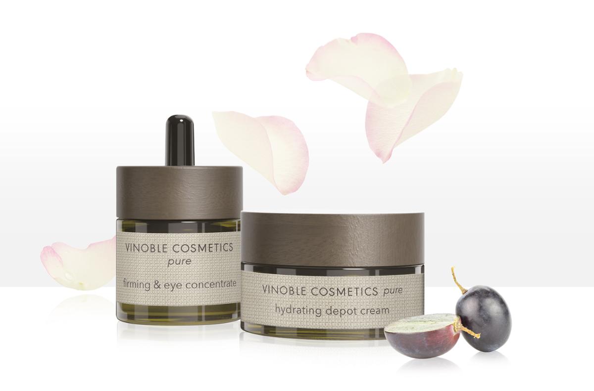 The brand packages all its products in recyclable packaging made of glass and wood / Vinoble Cosmetics The brand packages all its products in recyclable packaging made of glass and wood / Vinoble Cosmetics