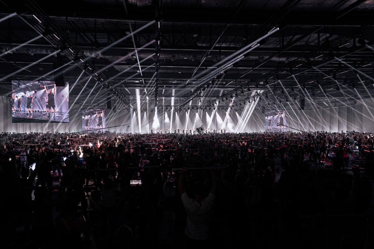 Held at London’s ExCeL Arena, the festival was the first fitness event to be filmed fully in virtual reality (VR) / Les Mills