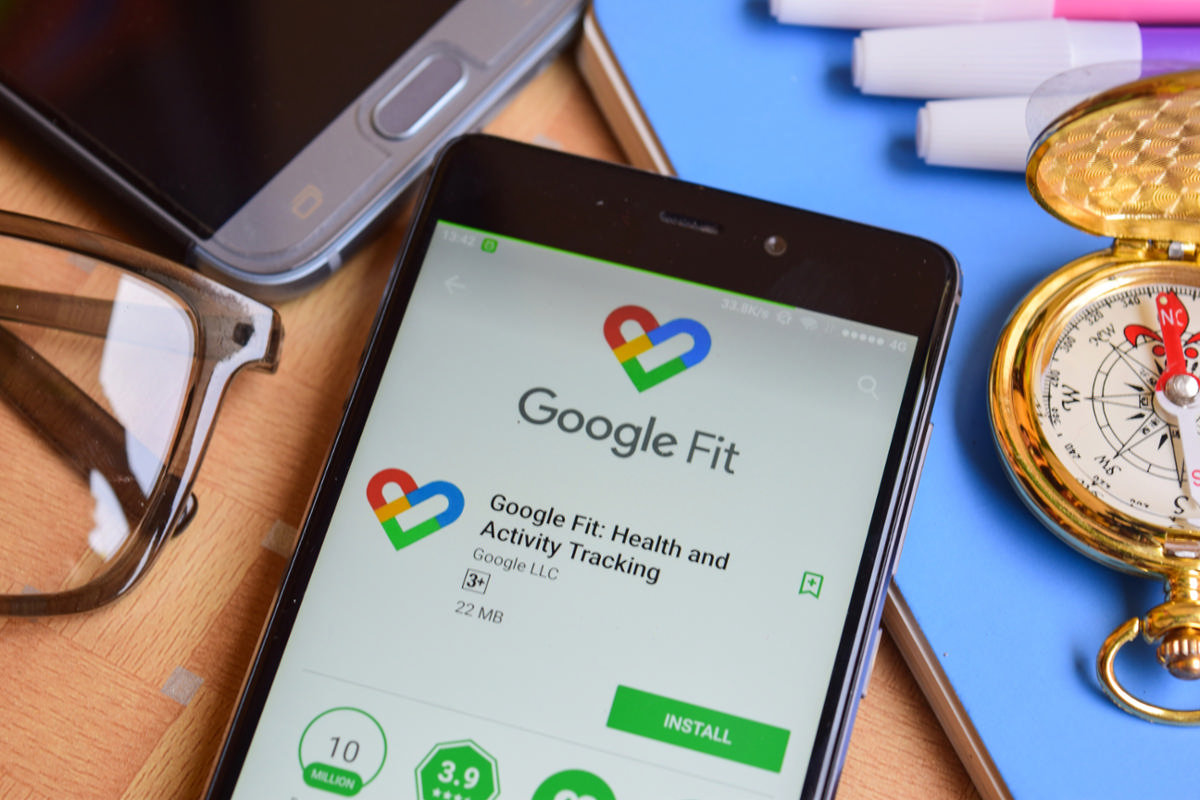Google’s Health Connect, which supports more than ten apps, including Google Fit, is now available to the public / bangoland /Shutterstock
