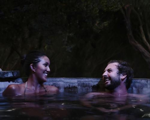 The moonlit bathing package has been particularly popular with couples / Peninsula Hot Springs
