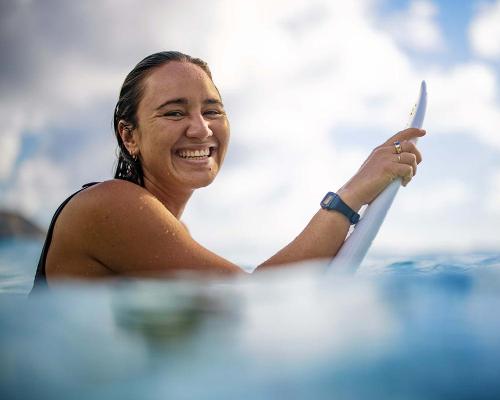 US Olympic surfer Carissa Moore wearing the Oura ring