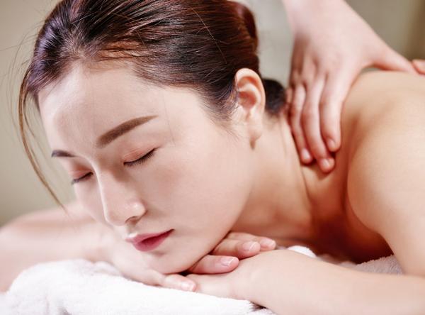 Younger Koreans prefer western spas over traditional bathhouses / Photo: Shutterstock/imtmphoto