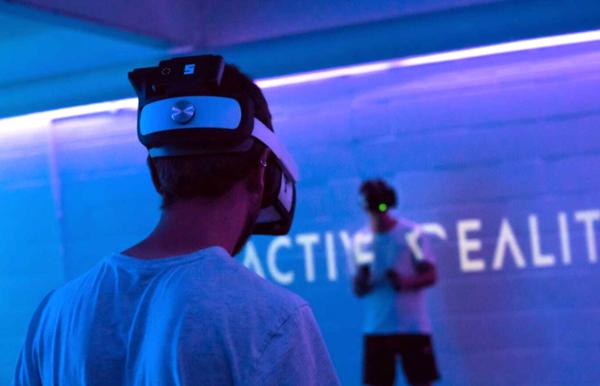 Rollins is aiming to build a global network of eSports venues / Move Technologies Group