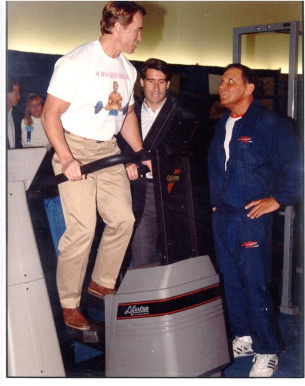 Nieto with Arnold Schwarzenegger / Photo: Augie’s Quest