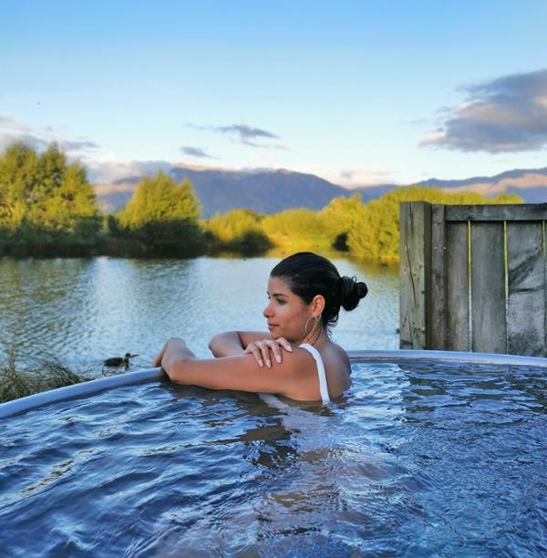 Australia is seeing tremendous growth in bathhouses / shutterstock/fariasscg