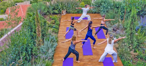 Euphoria Retreat in Greece makes the most of outdoor space / Euphoria Retreat (Sparta, Greece)