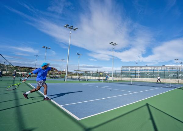 Tennis courts in a variety of surfaces are available for training and tournaments / Rafa Nadal Academy