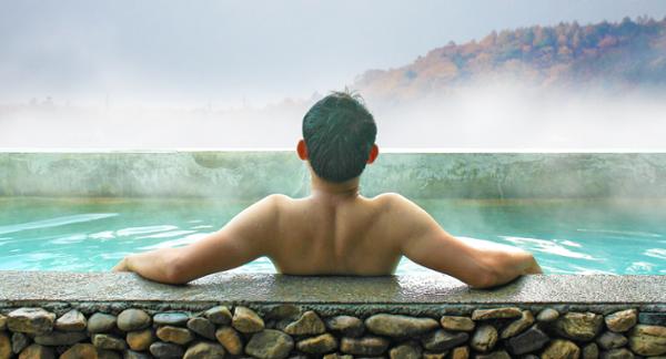 Newer ‘jjimjilbang’ facilities include heat experiences, sleeping areas and F&B outlets alongside thermal bathing / Photo: Shutterstock/nitis.s