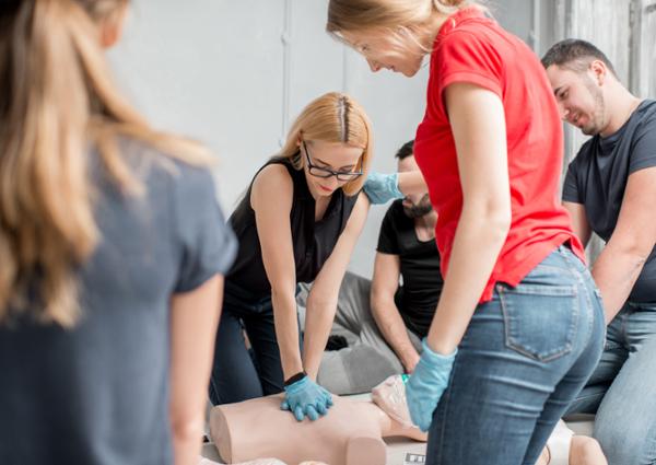 CPR is hard work, so it’s important to practice scenarios as a team / Photo: Shutterstock/RossHelen