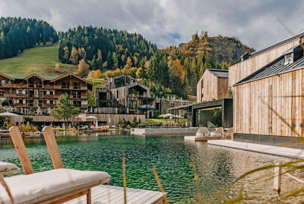 WaldSpa is built around a 30,000sq m bathing lake / photo: Naturhotel Forsthofgut