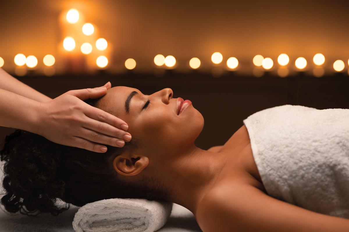 Hotels, spas or residences can now partner with Soothe to arrange additional on-demand wellness services for guests / Shutterstock/Prostock-studio