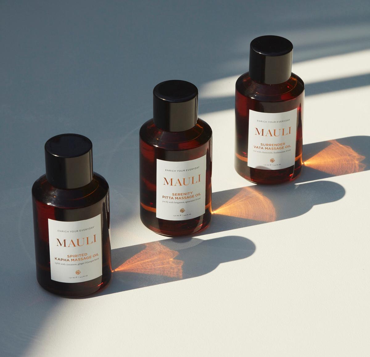 Mauli Rituals integrates ancient India’s beauty tradition of layering, anointing and purifying with sensual oils, healing herbs and fragrant flowers / Mauli Rituals