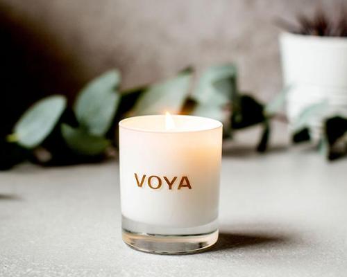 The new candle is the fifth addition to Voya's aromatherapy candle collection / Voya