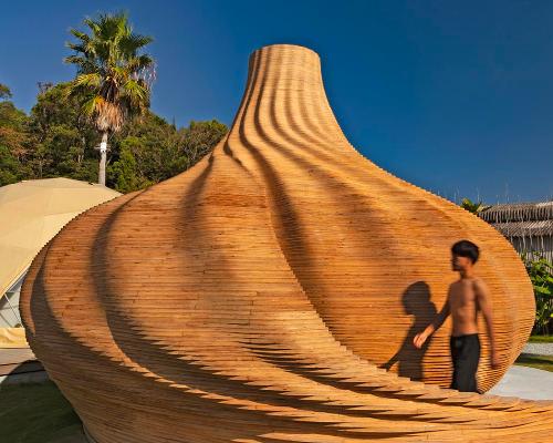 Taichi Kuma creates seashell-inspired sauna on Japan’s famous art island