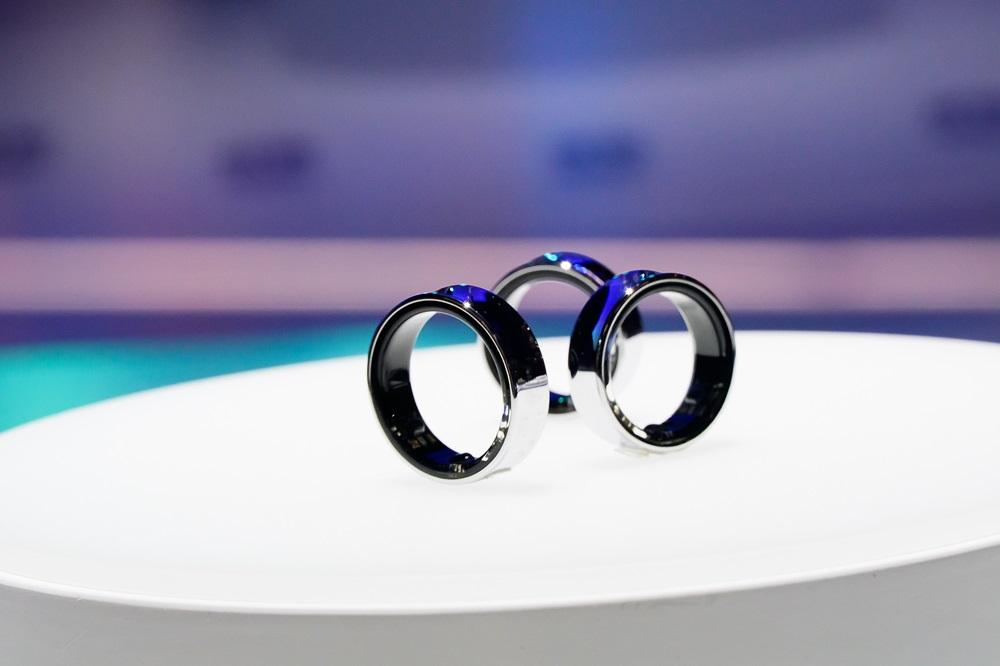 DesignTAXI on LinkedIn: Apple is reportedly launching a smart ring soon to  rival Samsung and Oura