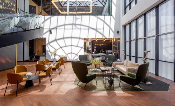 Hospitality is a key part of the offering at Optimo / photo: Armah Sports