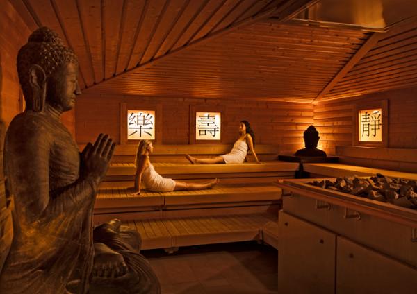 Thermen Bussloo has 20 saunas and offers 36 aufguss rituals a day / photo: Thermen resorts