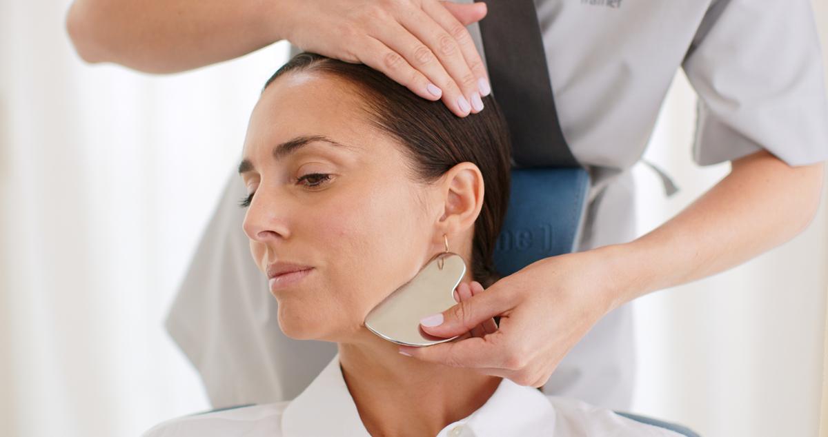 Face SPAce treatments are inspired by physiotherapy practices and use facial devices including cryo spoons, gua sha, jade stones, derma-massage rollers and microsonic and microcurrent devices / Comfort Zone Face SPAce treatments are inspired by physiotherapy practices and use facial devices including cryo spoons, gua sha, jade stones, derma-massage rollers and microsonic and microcurrent devices / Comfort Zone
