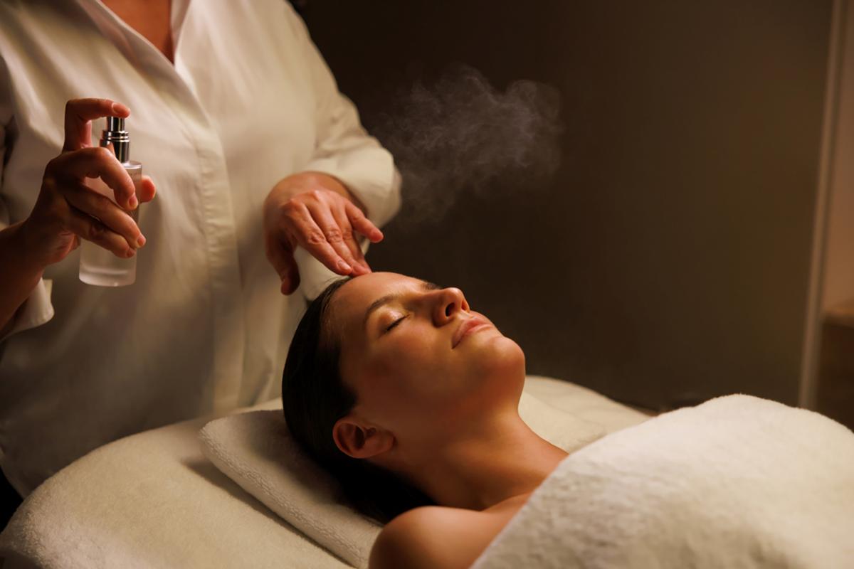 Omorovicza is a Hungarian skincare brand which draws on the country's rich spa heritage and mineral-rich thermal waters / Omorovicza Omorovicza is a Hungarian skincare brand which draws on the country's rich spa heritage and mineral-rich thermal waters / Omorovicza